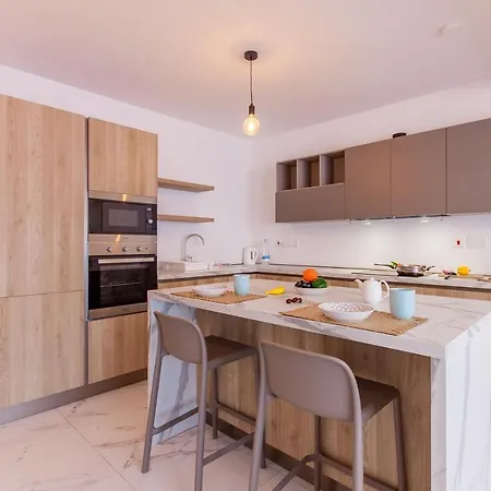 Modern Heart Of Viani N1 And N4 - Happy Apartment Sliema
